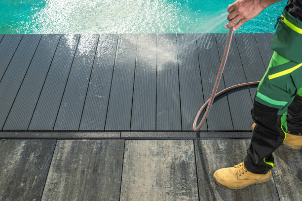 Best Deck Cleaning Services  in South Gate Ridge, FL